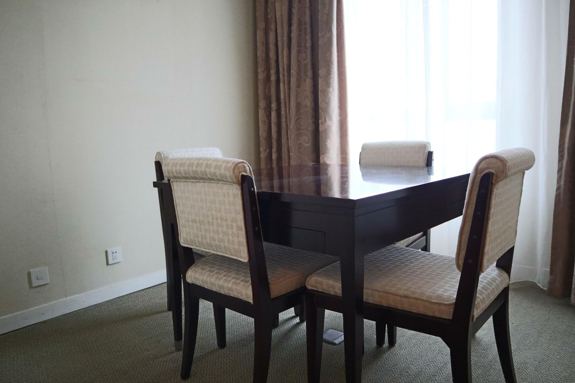 Everbright International Hotel 4*
